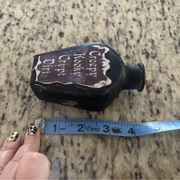 Apothecary Halloween decorations glass bottles spooky potion bottles decor - Picture 14 of 14